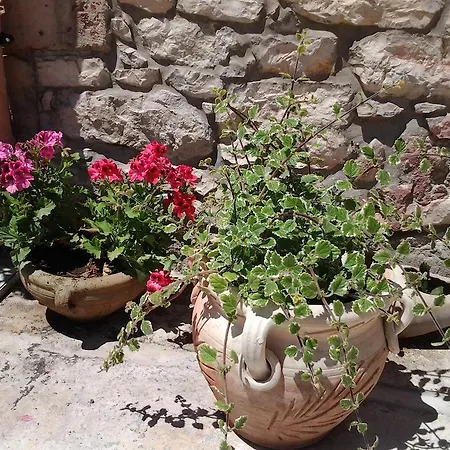 Antico Casale Rosso Valderice